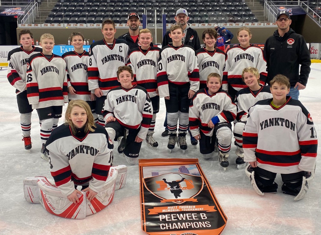Yankton PeeWees Win In Omaha